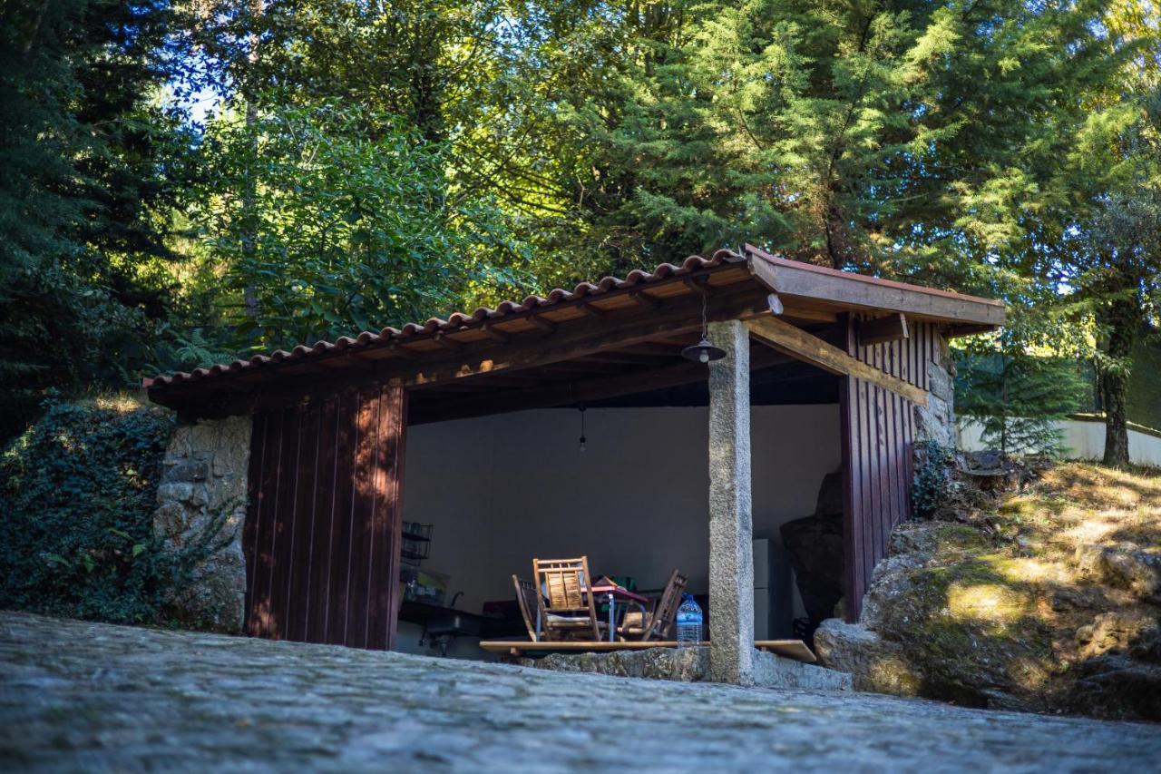 Quinta Da Chouza Agroturismo E Enoturismo Celorico De Basto Buitenkant foto