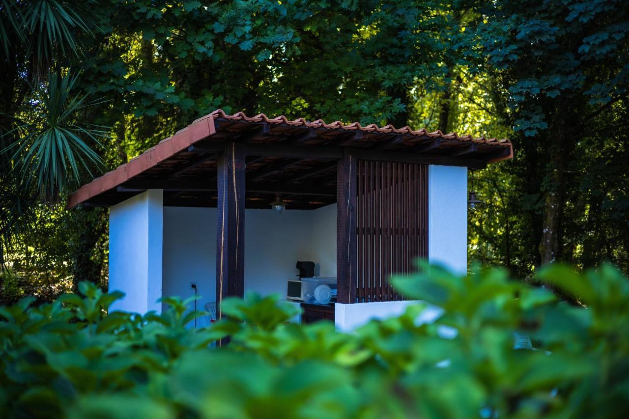 Quinta Da Chouza Agroturismo E Enoturismo Celorico De Basto Buitenkant foto