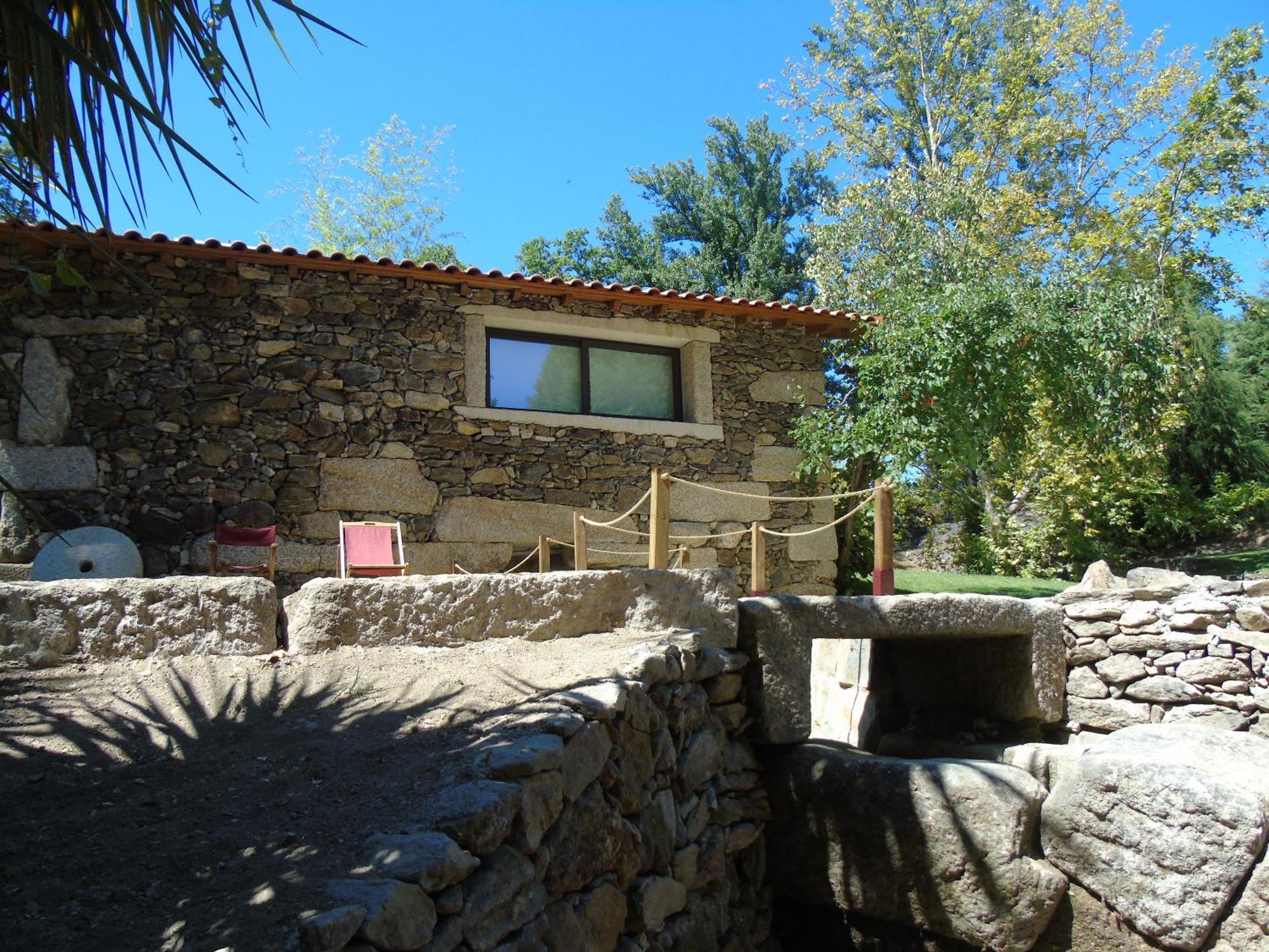 Quinta Da Chouza Agroturismo E Enoturismo Celorico De Basto Buitenkant foto