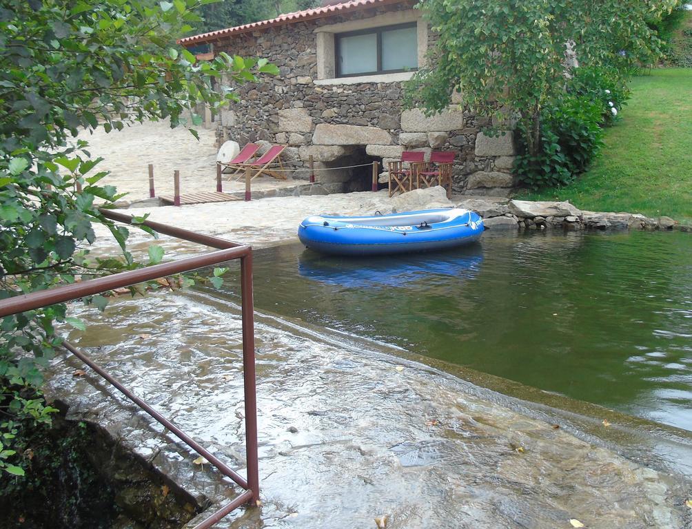Quinta Da Chouza Agroturismo E Enoturismo Celorico De Basto Buitenkant foto